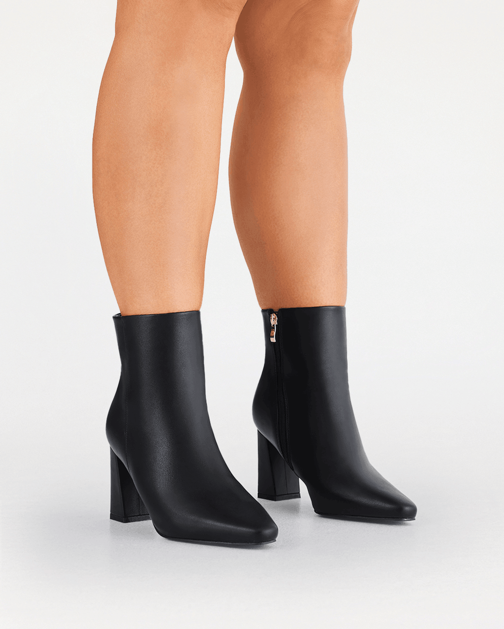 INDEERA CURVE - BLACK